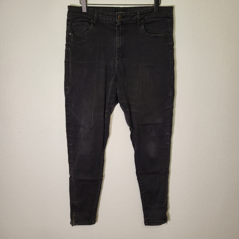 Vero Moda Sophia High Rise Skinny Jeans with Ankle Zippers size XL/32